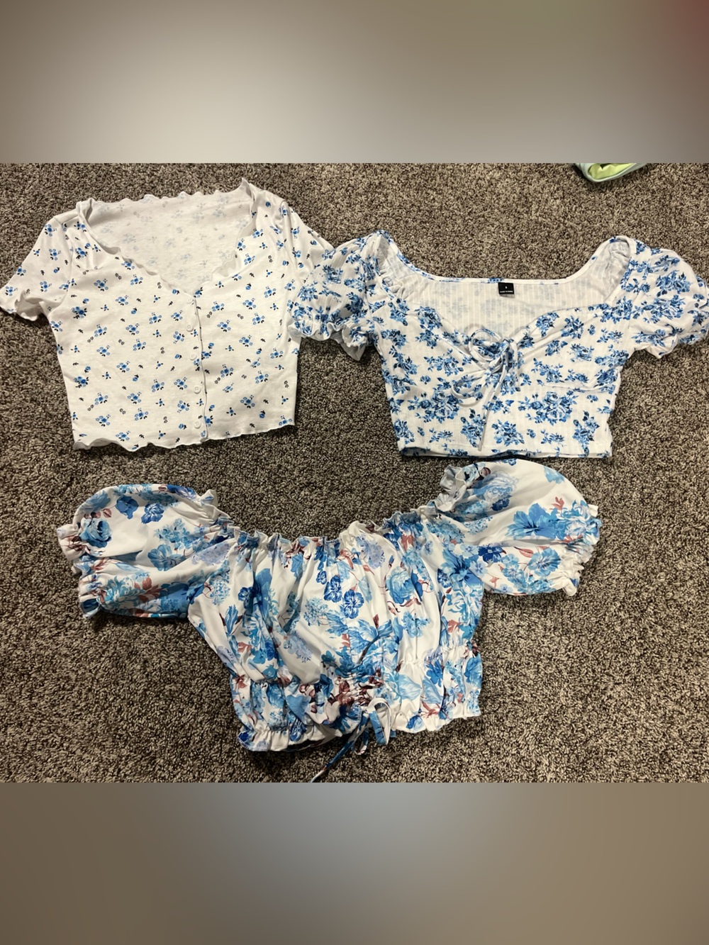 SHEIN Women’s Sz S Crop Tops